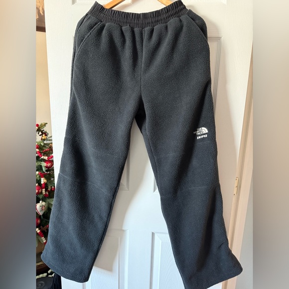 SKIMS X THE NORTH FACE 1995 RETRO DENALI FLEECE PANT - ONYX BLACK NWT SIZE SMALL - Picture 13 of 13